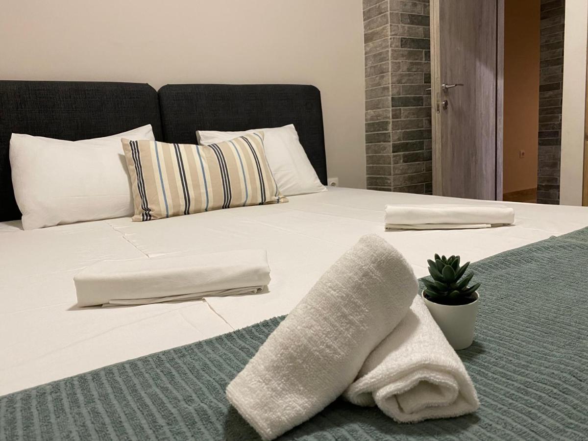 Davidana Deluxe Apartments Nea Kallikrateia Eksteriør bilde