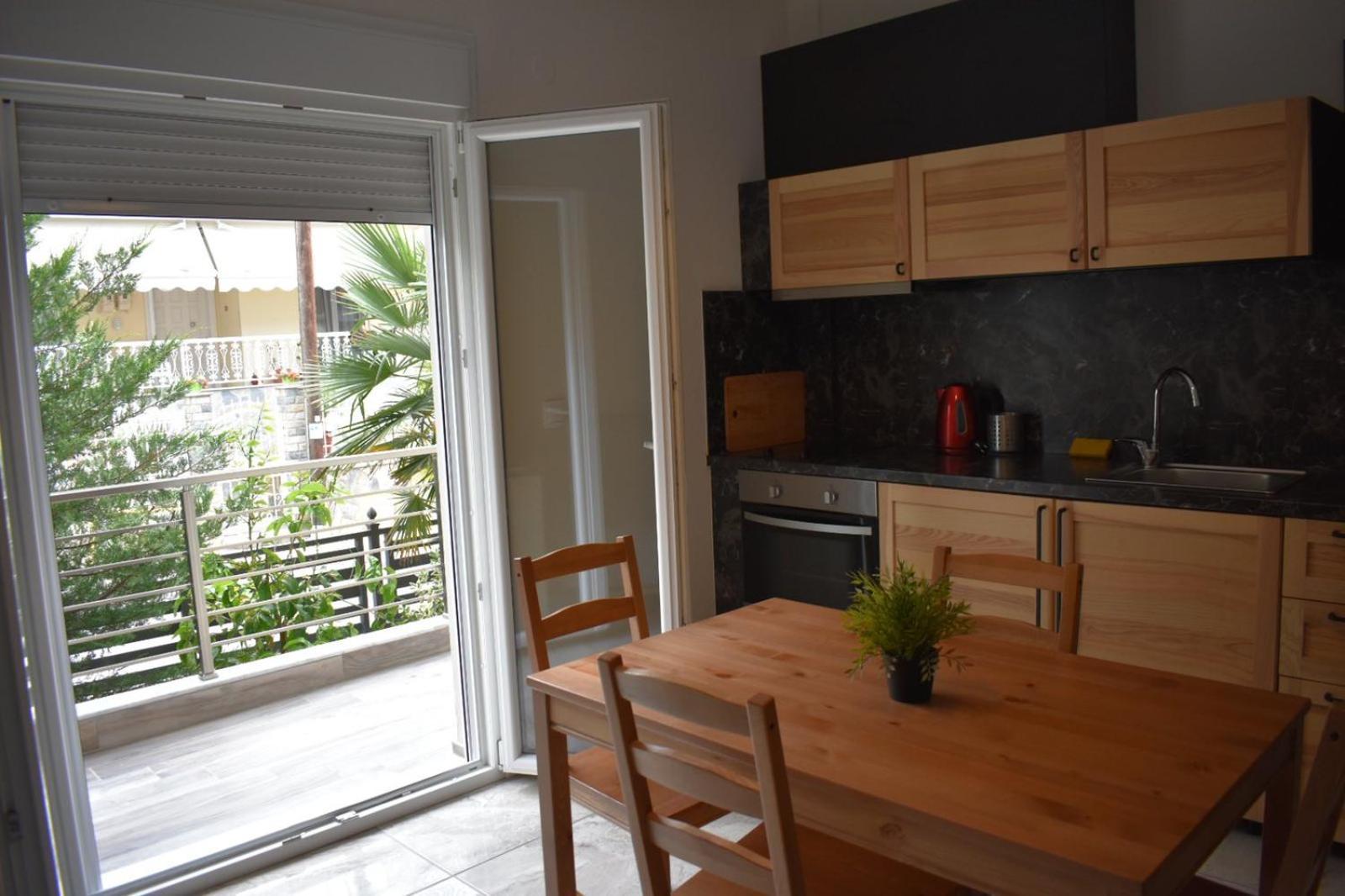 Davidana Deluxe Apartments Nea Kallikrateia Rom bilde